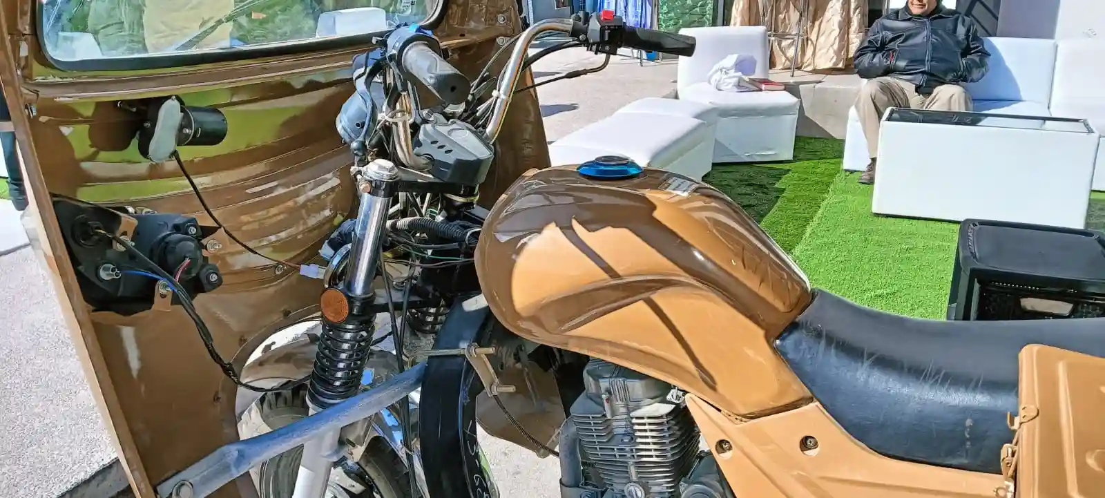 Café en moto - archivo 2