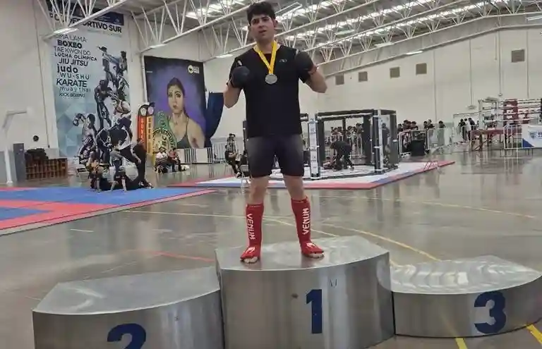 Ganan juarenses medallas de oro en MMA - archivo 1