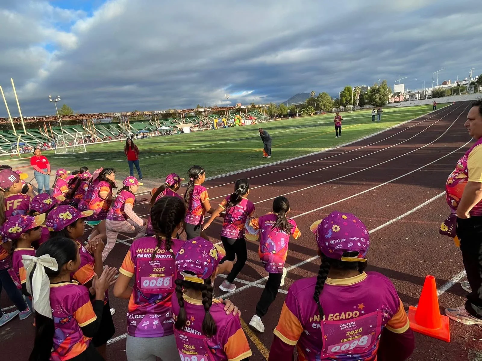 Cada vez más niños participan en las carreras de Juárez - archivo 4