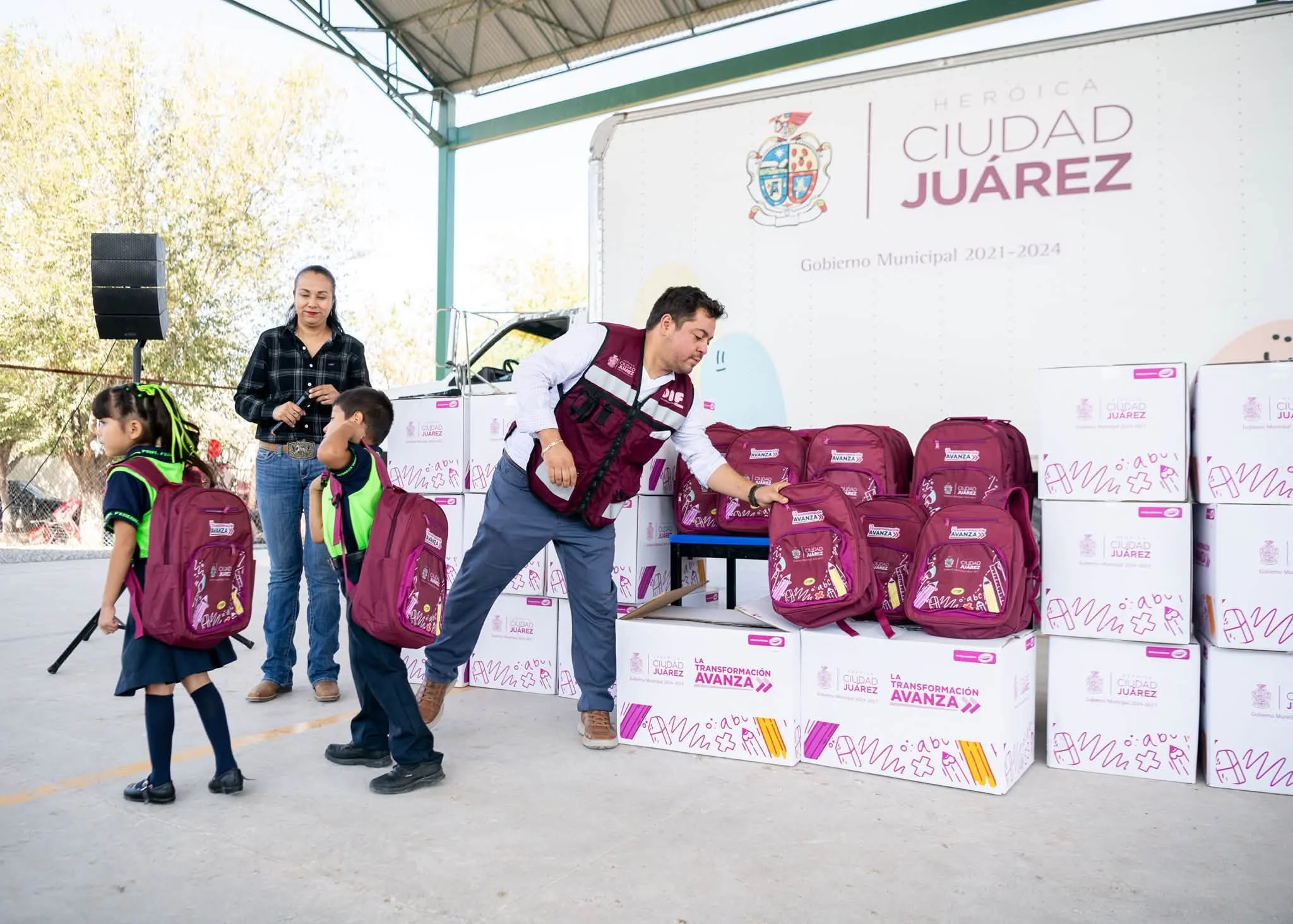 Mochilas impulsan el aprendizaje infantil  - archivo 4