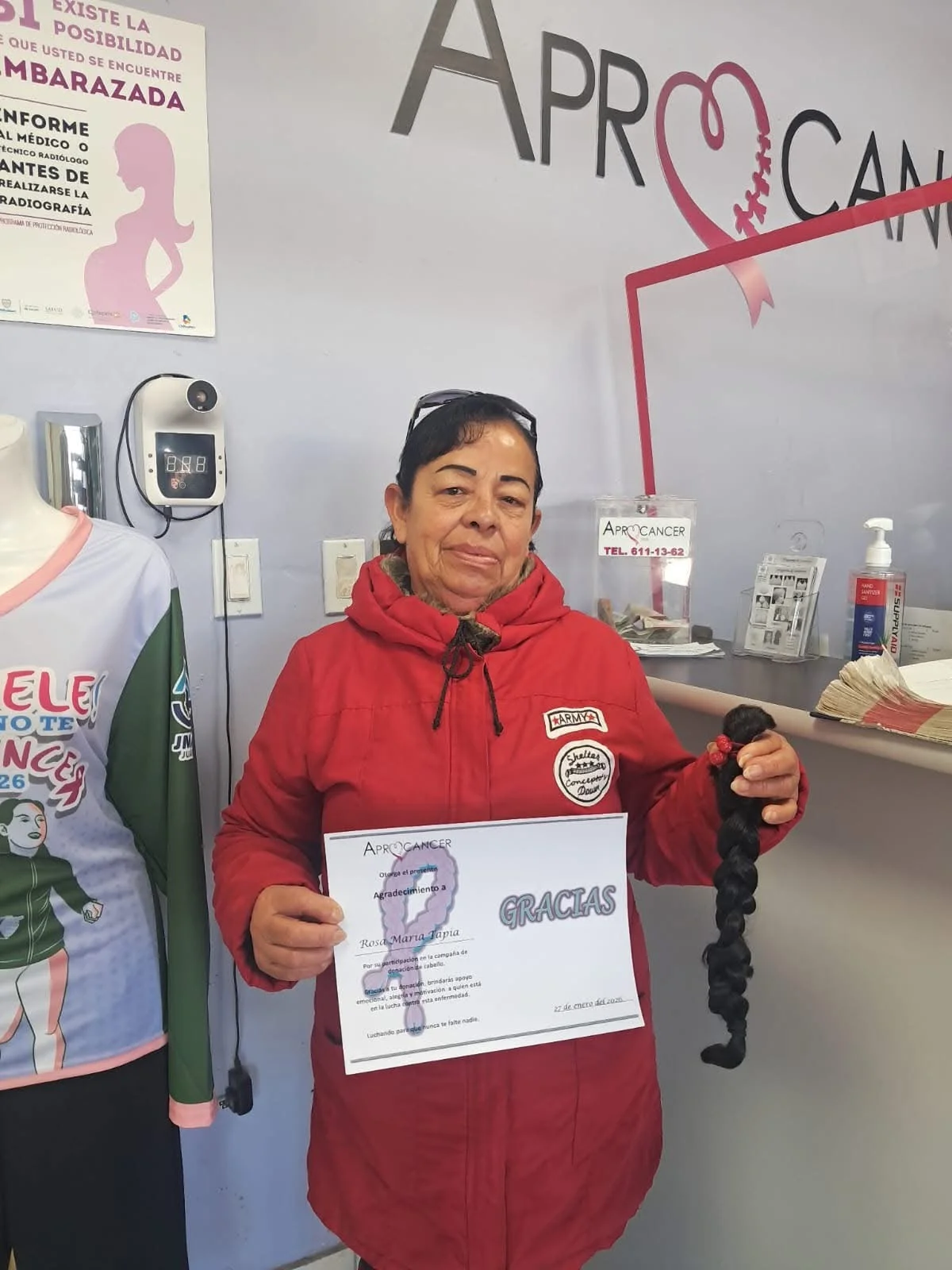 Donan cabello para mujeres con cáncer - archivo 3