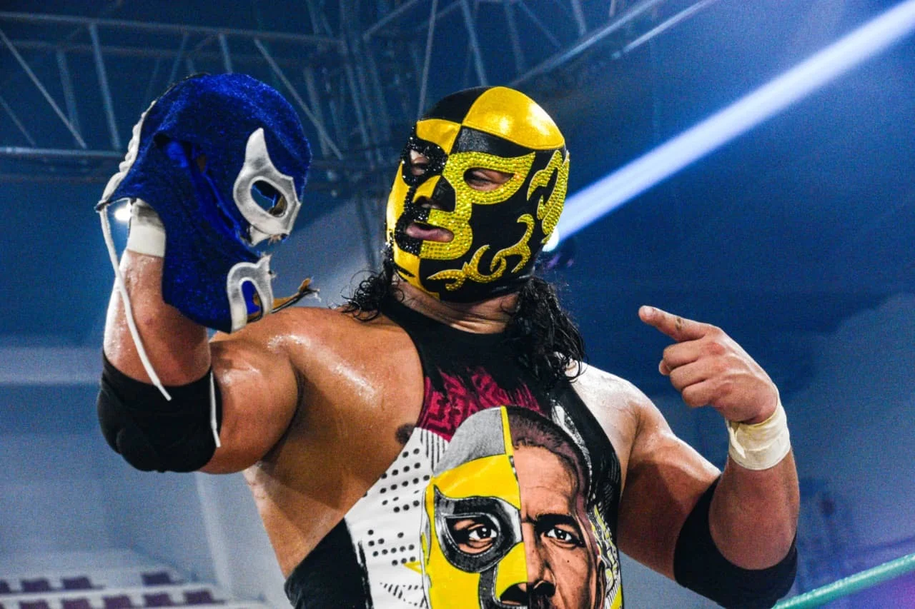 Galería: la lucha libre toma el Neri Santos - archivo 3