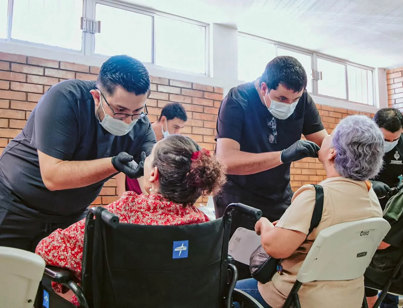 Atención dental sin edad - archivo 3