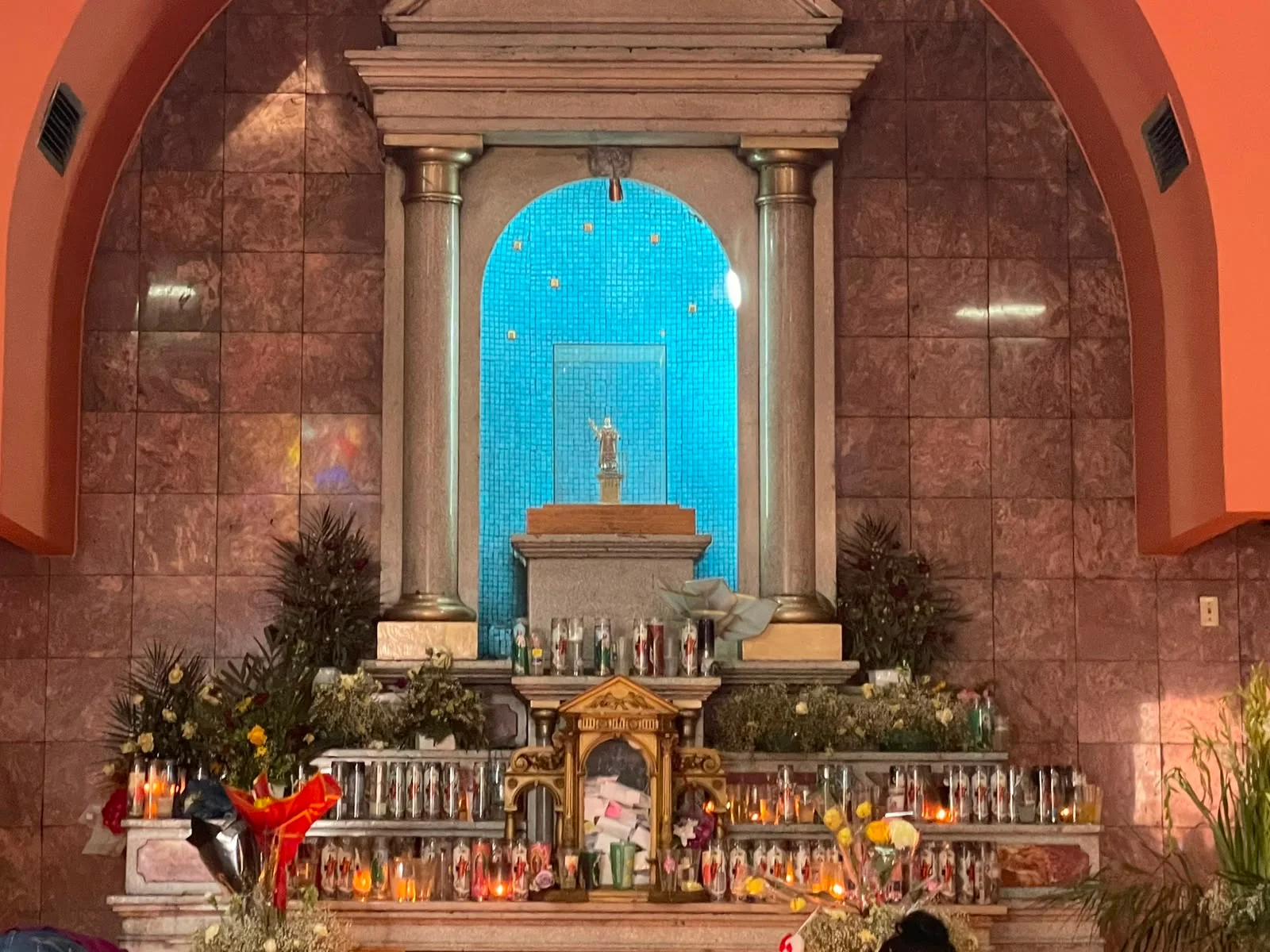 Visitan el santuario - archivo 4