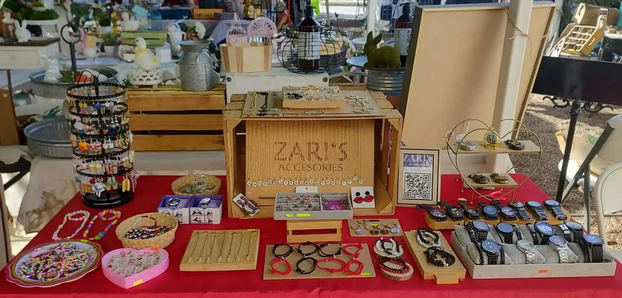 Zari's Accesories